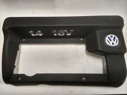Κάλυμμα κινητήρα Volkswagen Golf  036103925