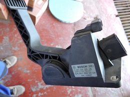 Ποντεσιόμετρο, πεταλιέρα γκαζιού MERCEDES 0281002335,9013000404, F01C050009