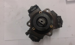 Oil pump MERCEDES-BENZ  A6120700001