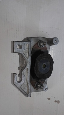 Engine base  112202347R