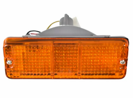 MAZDA B1600 MONOCHROME BUMPER LAMP
